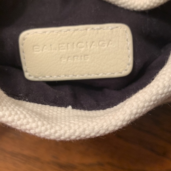 Like New Balenciaga Draw String Pouch - Rare! - Picture 5 of 11